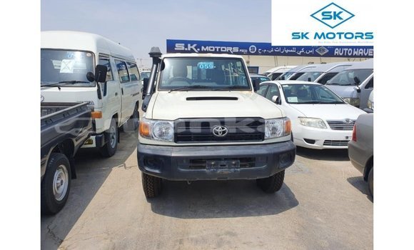 Buy Import Toyota Land Cruiser White Car in Import - Dubai in Abhasia Buy Import Toyota Land Cruiser White Car in Import - Dubai in Abhasia