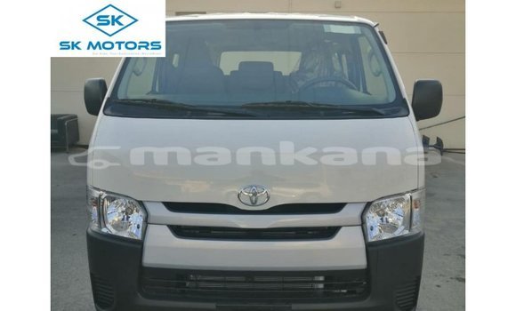 Buy Import Toyota DA White Truck in Import - Dubai in Abhasia Buy Import Toyota DA White Truck in Import - Dubai in Abhasia