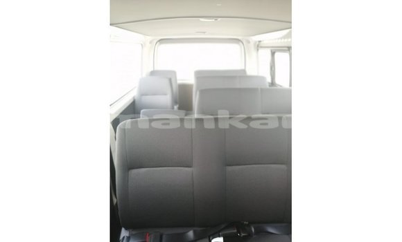 Buy Import Toyota DA White Truck in Import - Dubai in Abhasia Buy Import Toyota DA White Truck in Import - Dubai in Abhasia