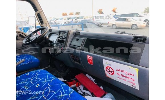 Buy Import Mitsubishi Carisma White Car in Import - Dubai in Abhasia Buy Import Mitsubishi Carisma White Car in Import - Dubai in Abhasia