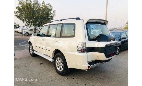 Buy Import Mitsubishi Pajero White Car in Import - Dubai in Abhasia Buy Import Mitsubishi Pajero White Car in Import - Dubai in Abhasia