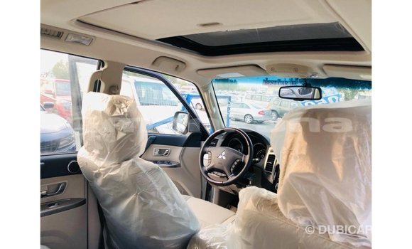 Buy Import Mitsubishi Pajero White Car in Import - Dubai in Abhasia Buy Import Mitsubishi Pajero White Car in Import - Dubai in Abhasia
