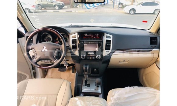 Buy Import Mitsubishi Pajero White Car in Import - Dubai in Abhasia Buy Import Mitsubishi Pajero White Car in Import - Dubai in Abhasia