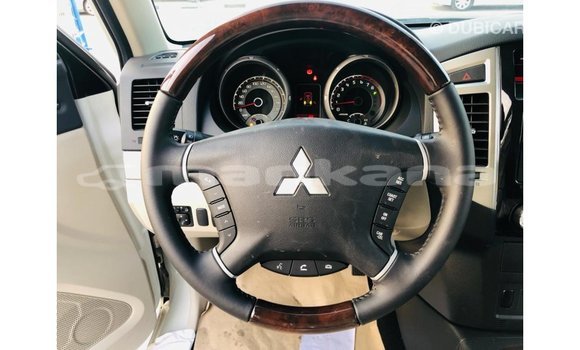 Buy Import Mitsubishi Pajero White Car in Import - Dubai in Abhasia Buy Import Mitsubishi Pajero White Car in Import - Dubai in Abhasia