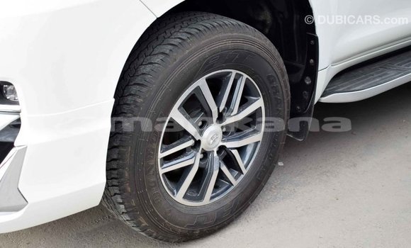 Buy Import Toyota Prado White Car in Import - Dubai in Abhasia Buy Import Toyota Prado White Car in Import - Dubai in Abhasia