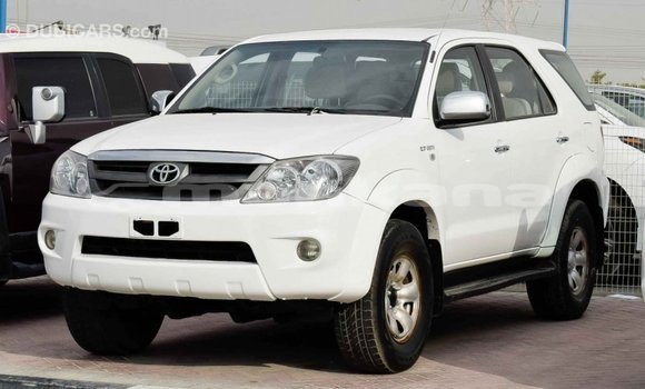 Buy Import Toyota Fortuner White Car in Import - Dubai in Abhasia Buy Import Toyota Fortuner White Car in Import - Dubai in Abhasia