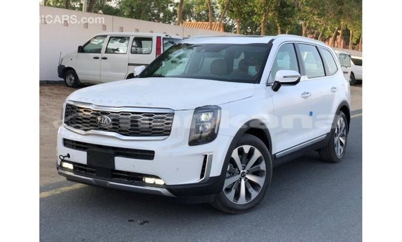 Buy Import Kia Carens White Car in Import - Dubai in Abhasia Buy Import Kia Carens White Car in Import - Dubai in Abhasia