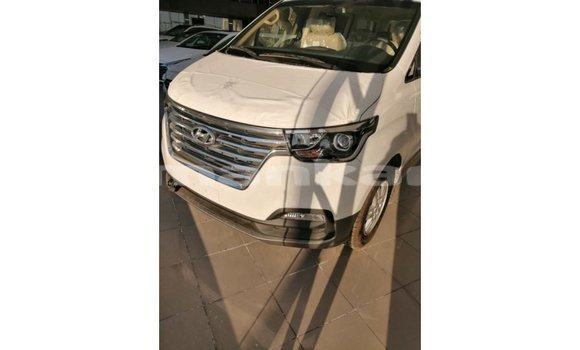 Buy Import Hyundai Accent White Car in Import - Dubai in Abhasia Buy Import Hyundai Accent White Car in Import - Dubai in Abhasia