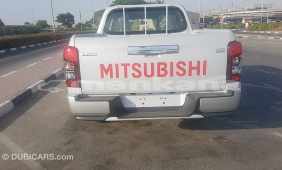 Buy Import Mitsubishi L200 White Car in Import - Dubai in Abhasia Buy Import Mitsubishi L200 White Car in Import - Dubai in Abhasia