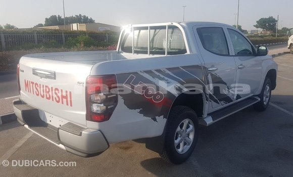 Buy Import Mitsubishi L200 White Car in Import - Dubai in Abhasia Buy Import Mitsubishi L200 White Car in Import - Dubai in Abhasia