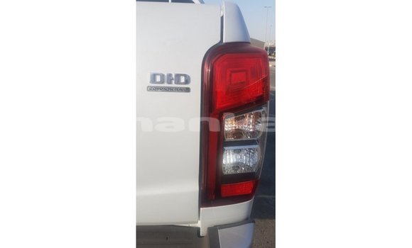 Buy Import Mitsubishi L200 White Car in Import - Dubai in Abhasia Buy Import Mitsubishi L200 White Car in Import - Dubai in Abhasia