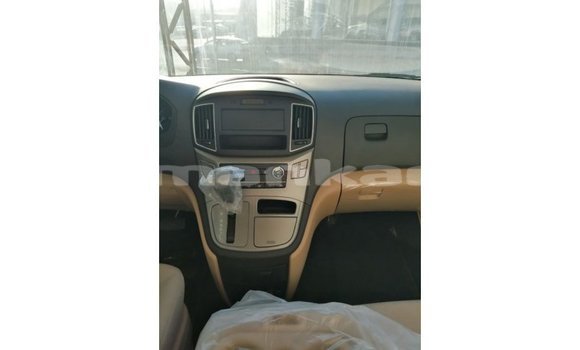 Buy Import Hyundai Accent White Car in Import - Dubai in Abhasia Buy Import Hyundai Accent White Car in Import - Dubai in Abhasia
