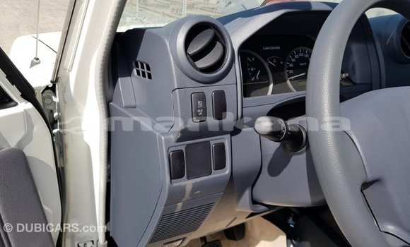Buy Import Toyota Land Cruiser White Car in Import - Dubai in Abhasia Buy Import Toyota Land Cruiser White Car in Import - Dubai in Abhasia