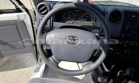 Buy Import Toyota Land Cruiser White Car in Import - Dubai in Abhasia Buy Import Toyota Land Cruiser White Car in Import - Dubai in Abhasia