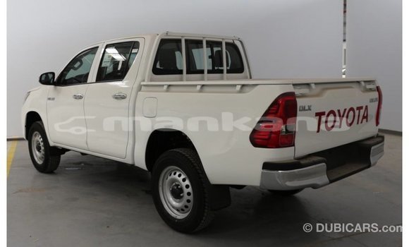 Buy Import Toyota Hilux White Car in Import - Dubai in Abhasia Buy Import Toyota Hilux White Car in Import - Dubai in Abhasia