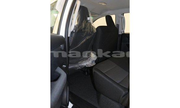 Buy Import Toyota Hilux White Car in Import - Dubai in Abhasia Buy Import Toyota Hilux White Car in Import - Dubai in Abhasia