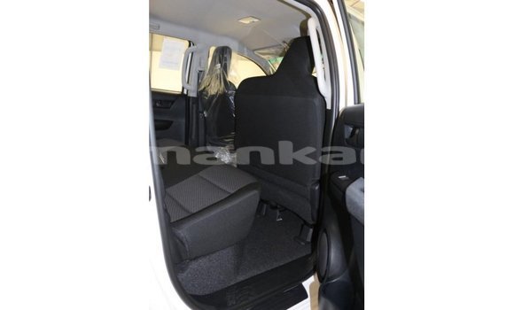 Buy Import Toyota Hilux White Car in Import - Dubai in Abhasia Buy Import Toyota Hilux White Car in Import - Dubai in Abhasia