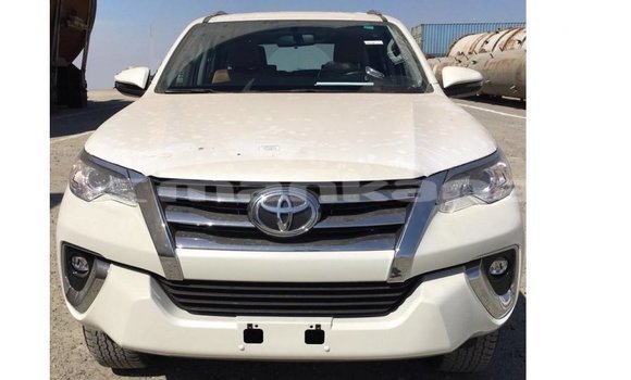 Buy Import Toyota Fortuner White Car in Import - Dubai in Abhasia Buy Import Toyota Fortuner White Car in Import - Dubai in Abhasia
