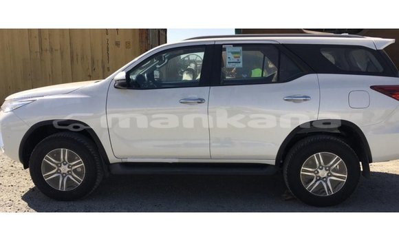 Buy Import Toyota Fortuner White Car in Import - Dubai in Abhasia Buy Import Toyota Fortuner White Car in Import - Dubai in Abhasia