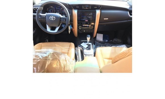 Buy Import Toyota Fortuner White Car in Import - Dubai in Abhasia Buy Import Toyota Fortuner White Car in Import - Dubai in Abhasia