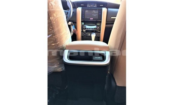 Buy Import Toyota Fortuner White Car in Import - Dubai in Abhasia Buy Import Toyota Fortuner White Car in Import - Dubai in Abhasia