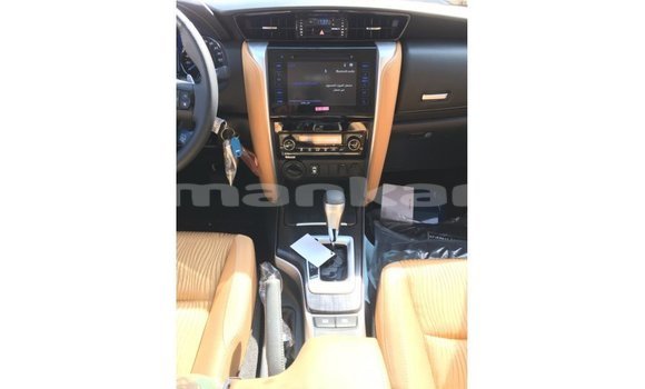 Buy Import Toyota Fortuner White Car in Import - Dubai in Abhasia Buy Import Toyota Fortuner White Car in Import - Dubai in Abhasia