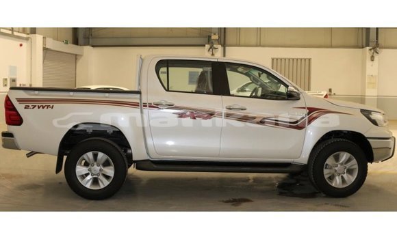 Buy Import Toyota Hilux White Car in Import - Dubai in Abhasia Buy Import Toyota Hilux White Car in Import - Dubai in Abhasia