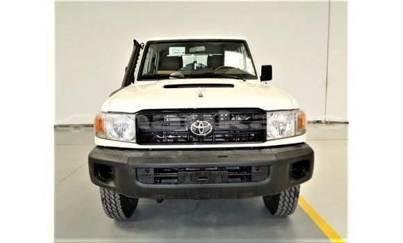 Buy Import Toyota Land Cruiser White Car in Import - Dubai in Abhasia Buy Import Toyota Land Cruiser White Car in Import - Dubai in Abhasia