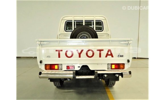 Buy Import Toyota Land Cruiser White Car in Import - Dubai in Abhasia Buy Import Toyota Land Cruiser White Car in Import - Dubai in Abhasia