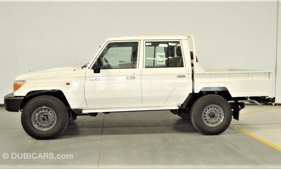 Buy Import Toyota Land Cruiser White Car in Import - Dubai in Abhasia Buy Import Toyota Land Cruiser White Car in Import - Dubai in Abhasia