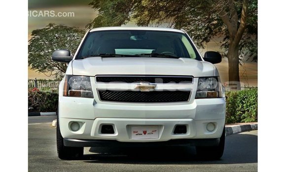 Buy Import Chevrolet Tahoe White Car in Import - Dubai in Abhasia Buy Import Chevrolet Tahoe White Car in Import - Dubai in Abhasia