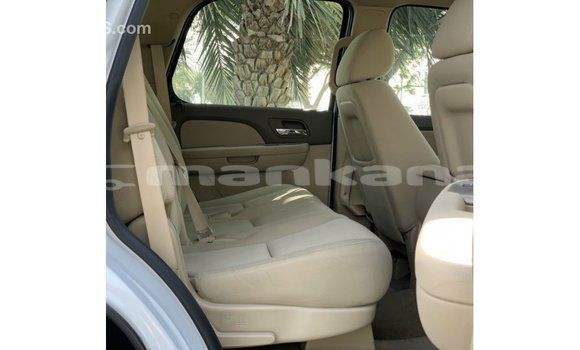 Buy Import Chevrolet Tahoe White Car in Import - Dubai in Abhasia Buy Import Chevrolet Tahoe White Car in Import - Dubai in Abhasia