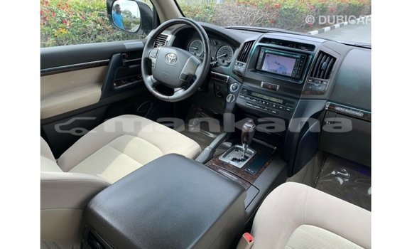 Buy Import Toyota Land Cruiser White Car in Import - Dubai in Abhasia Buy Import Toyota Land Cruiser White Car in Import - Dubai in Abhasia
