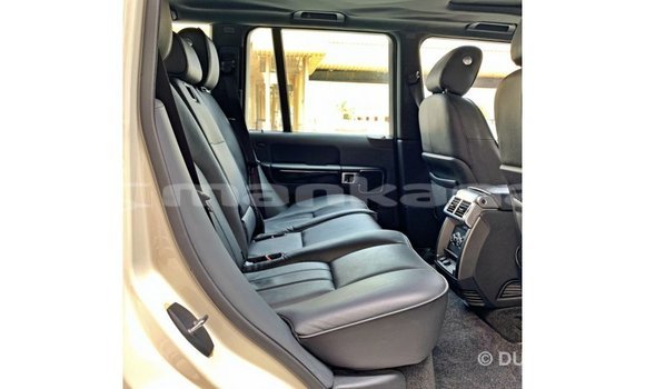 Buy Import Land Rover Range Rover White Car in Import - Dubai in Abhasia Buy Import Land Rover Range Rover White Car in Import - Dubai in Abhasia