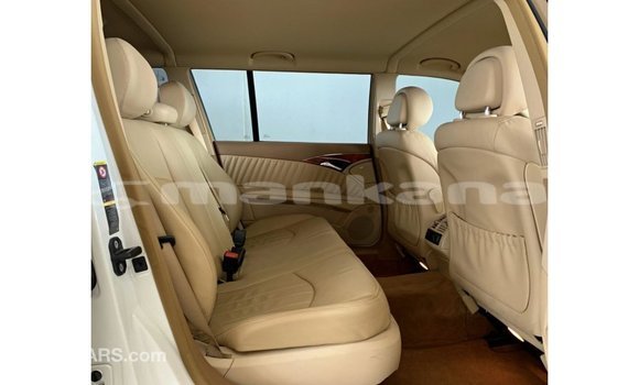 Buy Import Mercedes-Benz 200 White Car in Import - Dubai in Abhasia Buy Import Mercedes-Benz 200 White Car in Import - Dubai in Abhasia