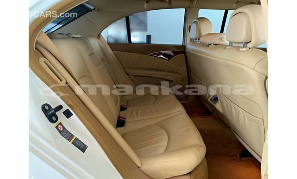 Buy Import Mercedes-Benz 200 White Car in Import - Dubai in Abhasia Buy Import Mercedes-Benz 200 White Car in Import - Dubai in Abhasia
