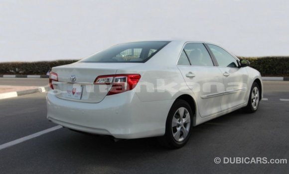 Buy Import Toyota Camry White Car in Import - Dubai in Abhasia Buy Import Toyota Camry White Car in Import - Dubai in Abhasia