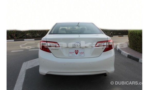 Buy Import Toyota Camry White Car in Import - Dubai in Abhasia Buy Import Toyota Camry White Car in Import - Dubai in Abhasia