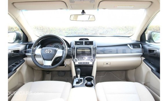 Buy Import Toyota Camry White Car in Import - Dubai in Abhasia Buy Import Toyota Camry White Car in Import - Dubai in Abhasia