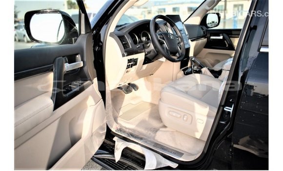 Buy Import Toyota Land Cruiser Black Car in Import - Dubai in Abhasia Buy Import Toyota Land Cruiser Black Car in Import - Dubai in Abhasia