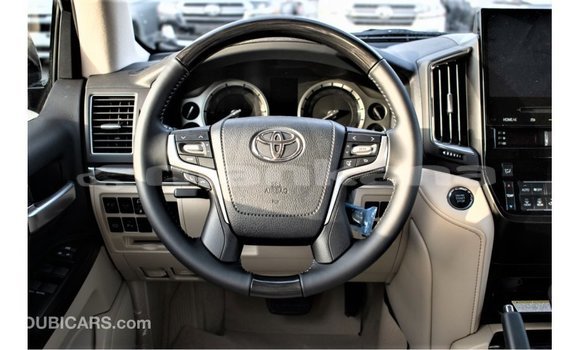 Buy Import Toyota Land Cruiser Black Car in Import - Dubai in Abhasia Buy Import Toyota Land Cruiser Black Car in Import - Dubai in Abhasia