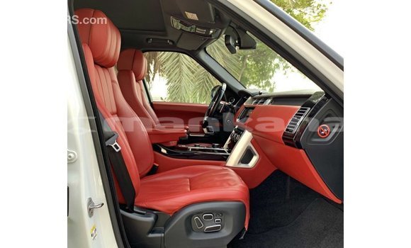 Buy Import Land Rover Range Rover White Car in Import - Dubai in Abhasia Buy Import Land Rover Range Rover White Car in Import - Dubai in Abhasia