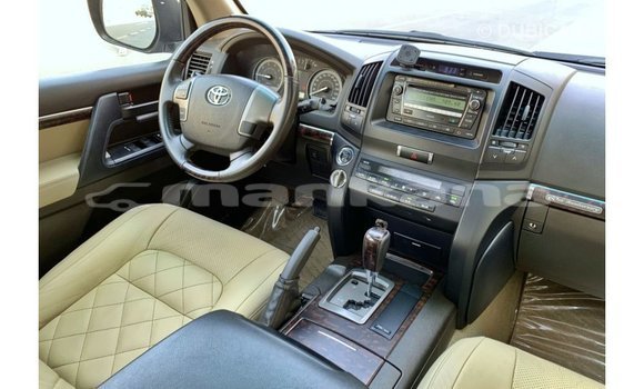 Buy Import Toyota Land Cruiser Blue Car in Import - Dubai in Abhasia Buy Import Toyota Land Cruiser Blue Car in Import - Dubai in Abhasia