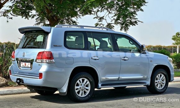 Buy Import Toyota Land Cruiser Blue Car in Import - Dubai in Abhasia Buy Import Toyota Land Cruiser Blue Car in Import - Dubai in Abhasia