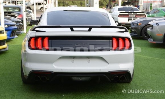 Buy Import Ford Mustang White Car in Import - Dubai in Abhasia Buy Import Ford Mustang White Car in Import - Dubai in Abhasia