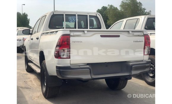 Buy Import Toyota Hilux White Car in Import - Dubai in Abhasia Buy Import Toyota Hilux White Car in Import - Dubai in Abhasia