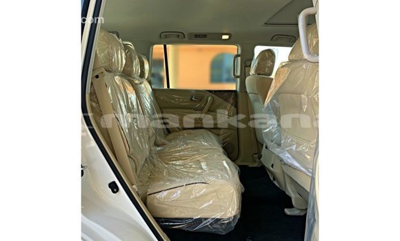 Buy Import Nissan Patrol White Car in Import - Dubai in Abhasia Buy Import Nissan Patrol White Car in Import - Dubai in Abhasia