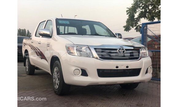 Buy Import Toyota Hilux White Car in Import - Dubai in Abhasia Buy Import Toyota Hilux White Car in Import - Dubai in Abhasia