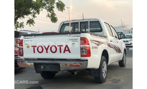 Buy Import Toyota Hilux White Car in Import - Dubai in Abhasia Buy Import Toyota Hilux White Car in Import - Dubai in Abhasia