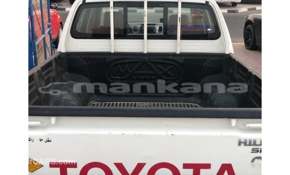 Buy Import Toyota Hilux White Car in Import - Dubai in Abhasia Buy Import Toyota Hilux White Car in Import - Dubai in Abhasia